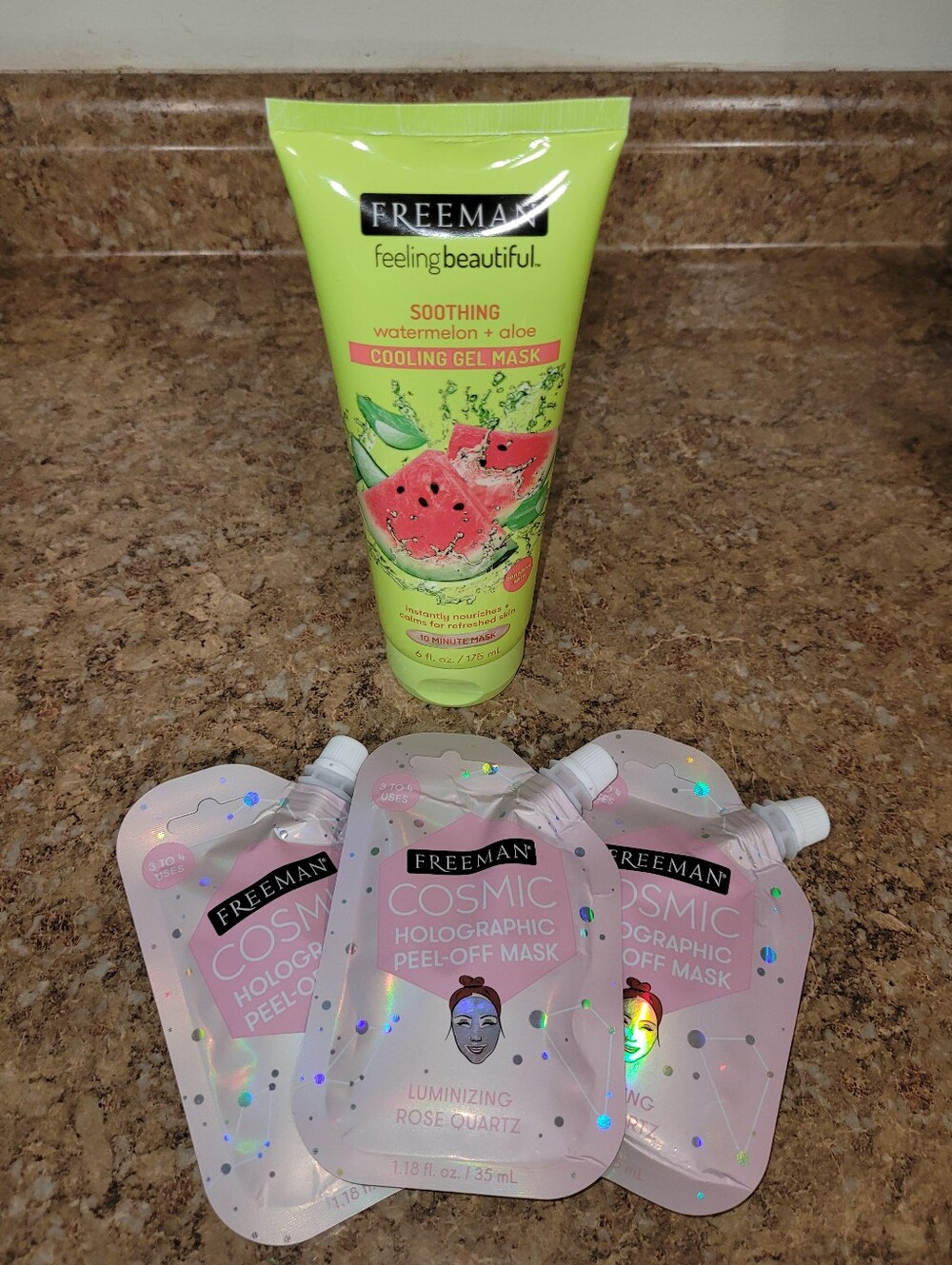 Freeman Cooling Gel Mask & Cosmic Holographic Peel-Off Mask Set